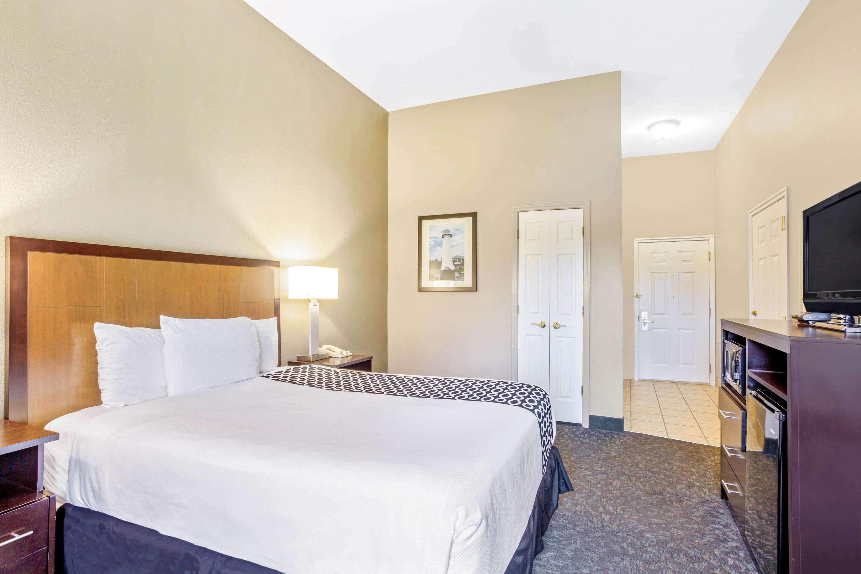 La Quinta By Wyndham Biloxi Hotel Exterior photo