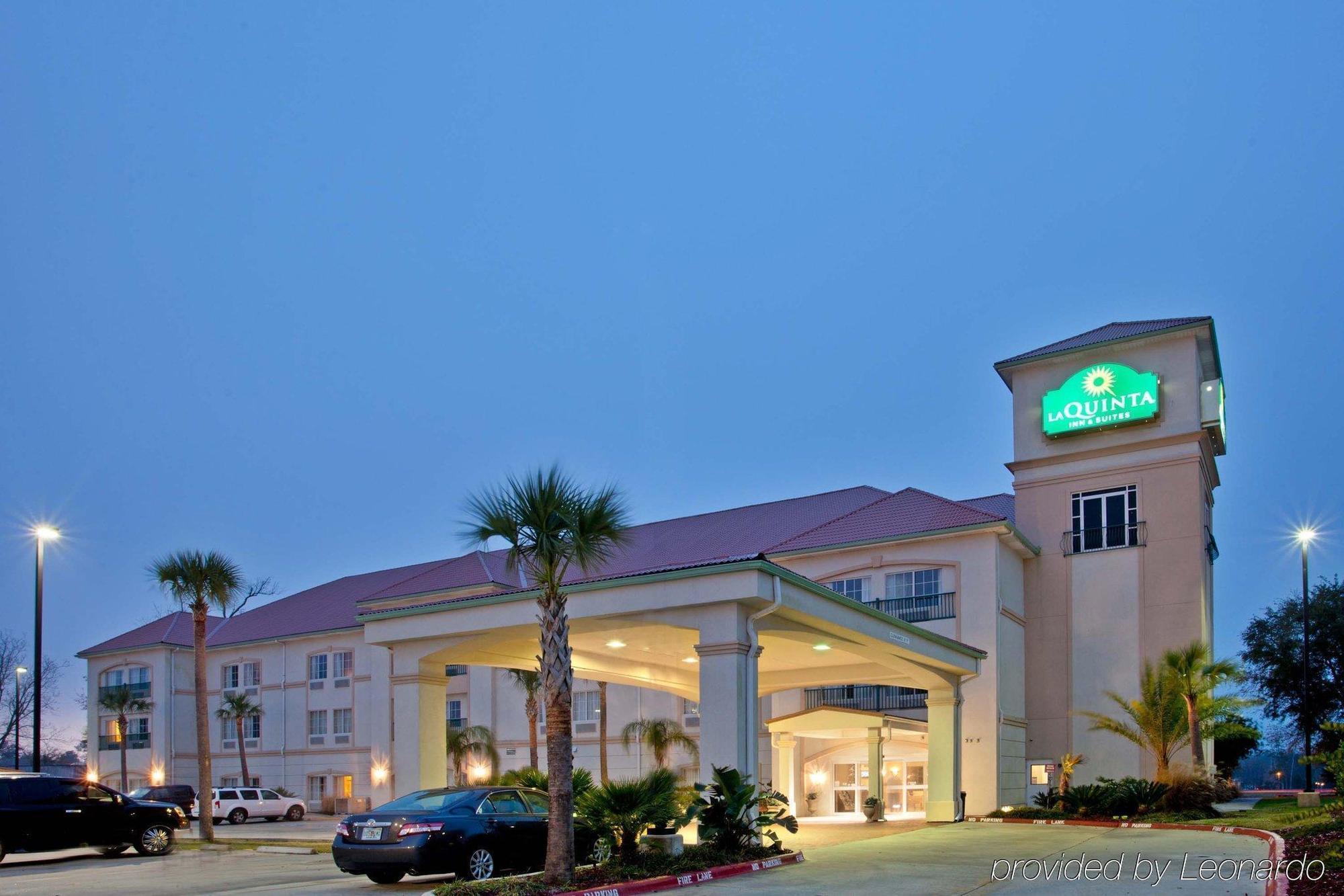 La Quinta By Wyndham Biloxi Hotel Exterior photo